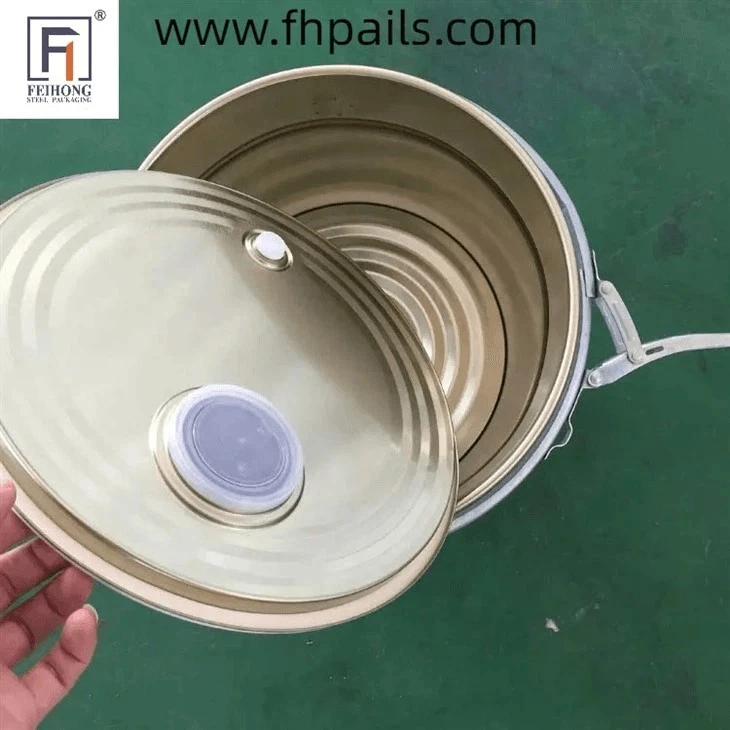 Coffee Roasting Metal Pails 10 Litre With Vent Hole And Lever Lock Ring Lid